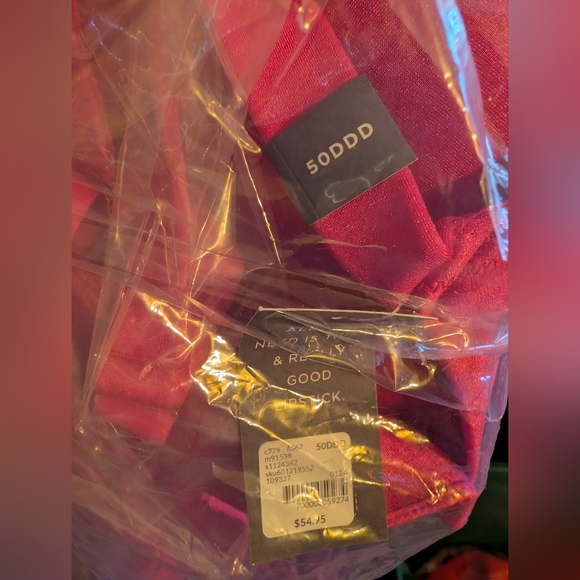 Cacique Comfort Bliss Lightly Lined Multi-Way Strapless Bra 50DDD in Neon Orchid - Picture 2 of 2